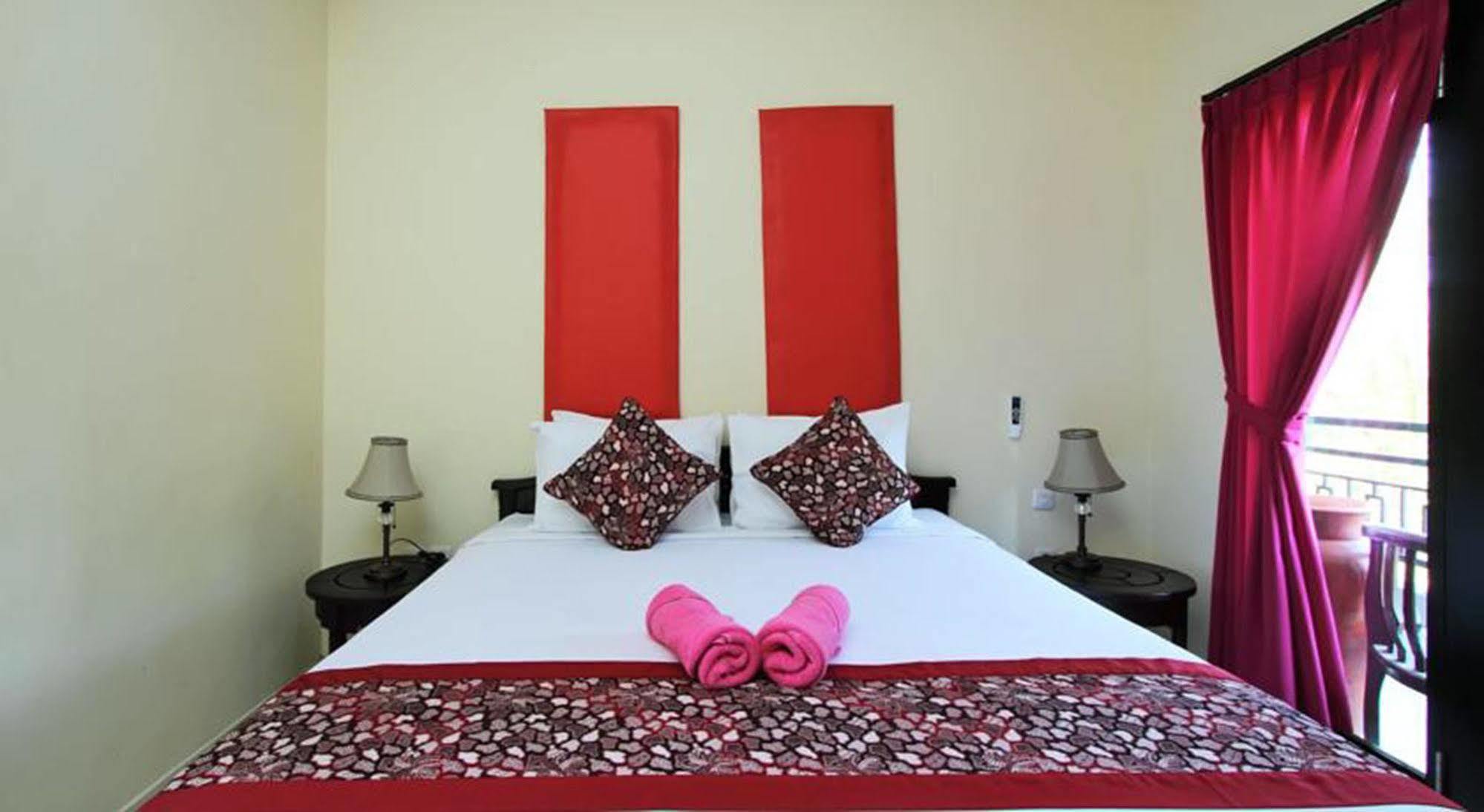 Ramantika Bali House Hotel Jimbaran Eksteriør billede