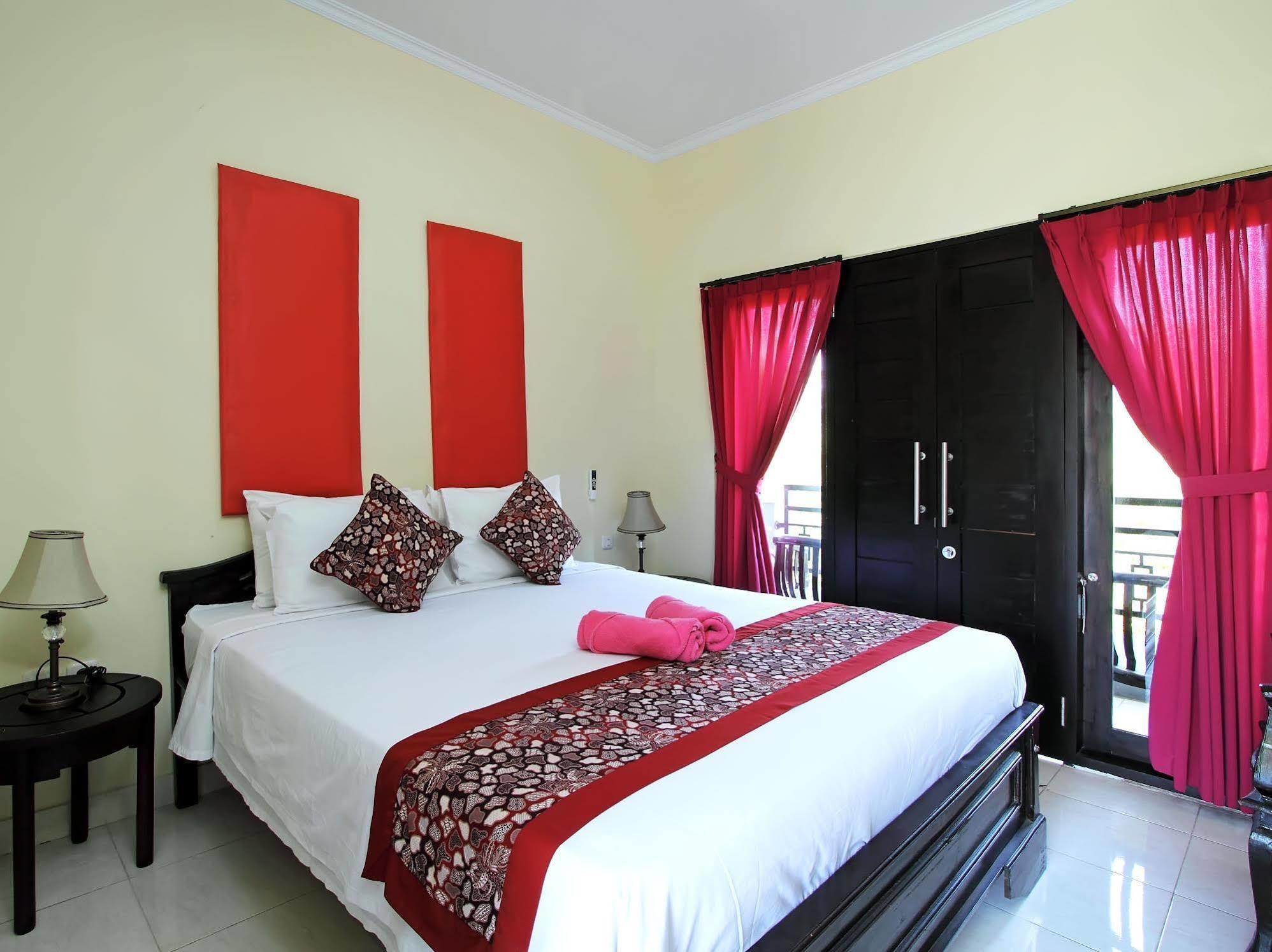 Ramantika Bali House Hotel Jimbaran Eksteriør billede